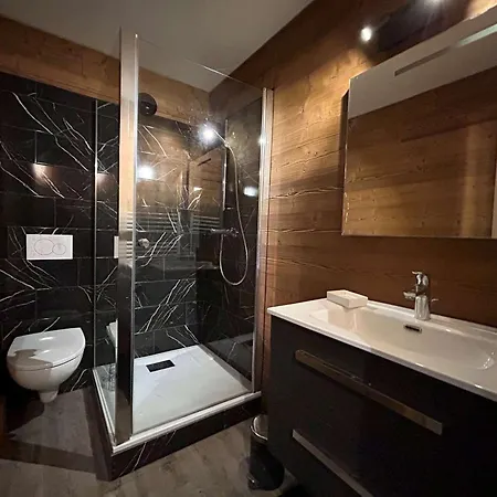 Apartment Grand Contemporain 10 Pers, Proche Pistes Et Centre, Ascenseur Et Wifi Inclus - Fr-1-180-636 *